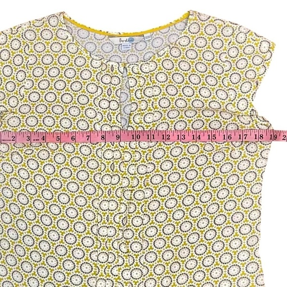 Boden Yellow and White Pleated Scoop Neck Flutter Sleeve Blouse Size 6 - Picture 10 of 11